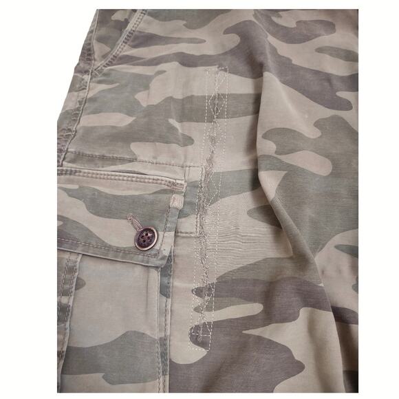 LUCKY BRAND Camouflage Cargo Shorts Size 33 Gorpcore Utility Outdoors Unisex - Picture 5 of 11